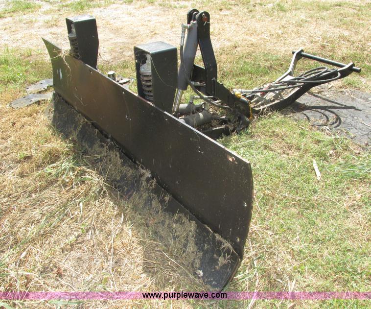 image for item AV9095 John Deere front mount blade