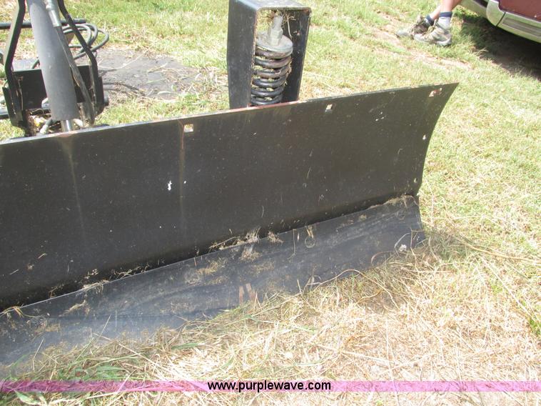 image for item AV9095 John Deere front mount blade