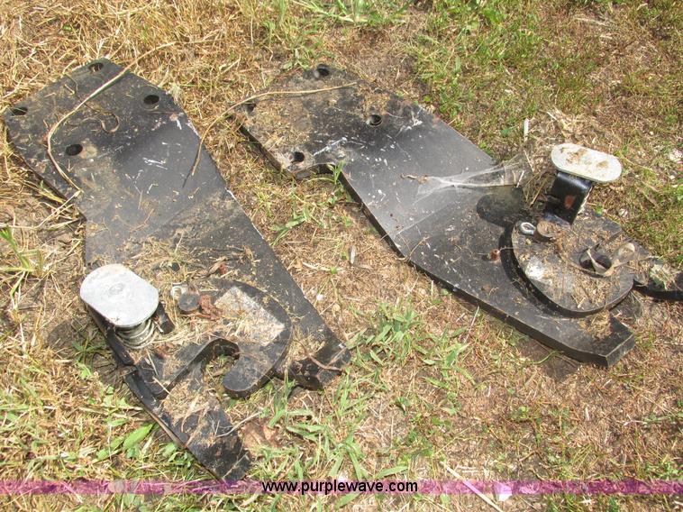 image for item AV9095 John Deere front mount blade