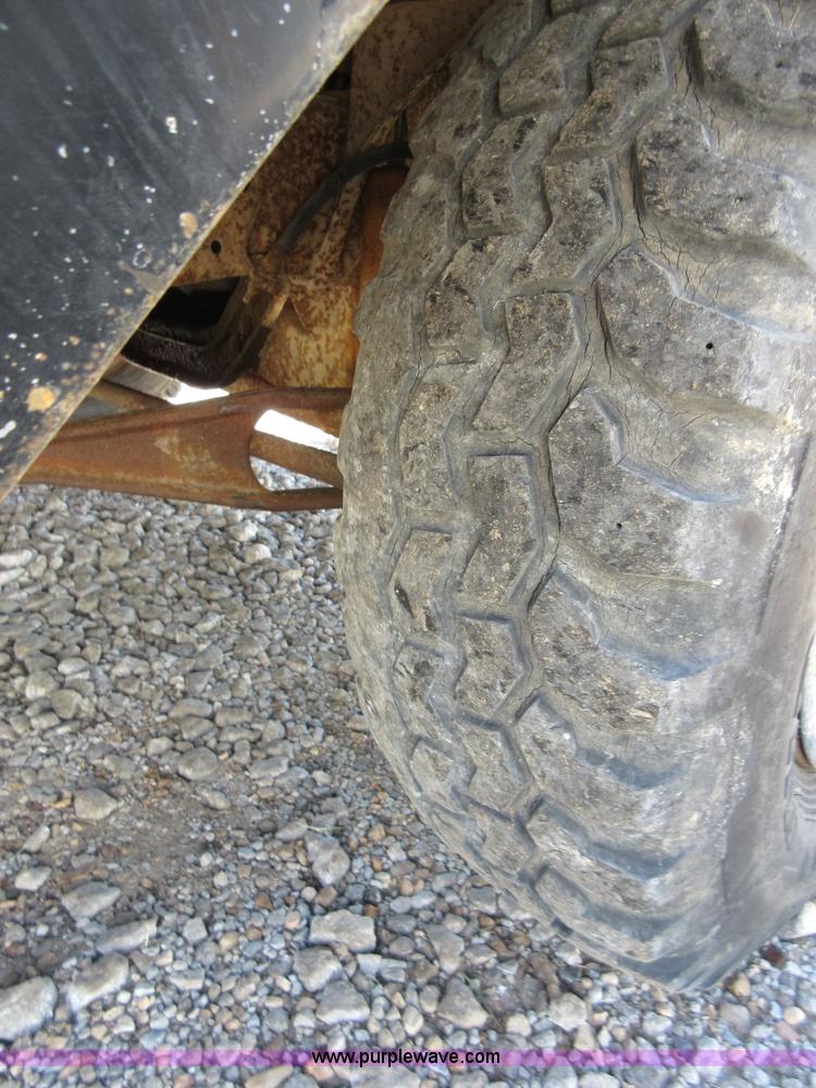 image for item BB9221 1965 Ford 100 pickup truck