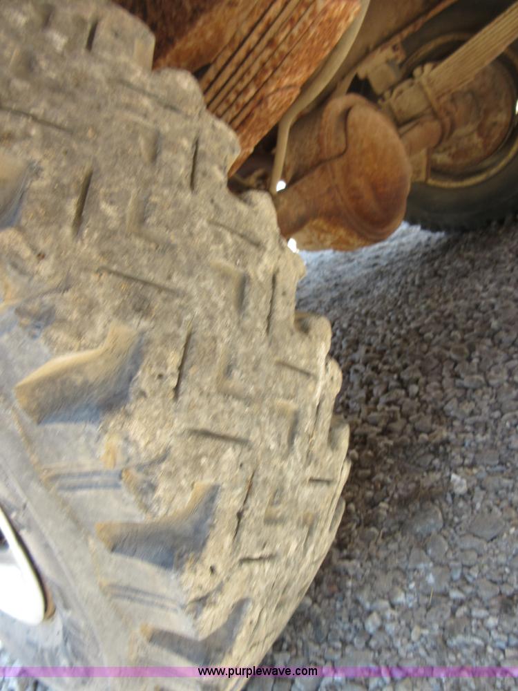 image for item BB9221 1965 Ford 100 pickup truck