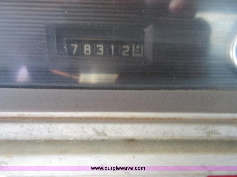 image for item BB9221 1965 Ford 100 pickup truck