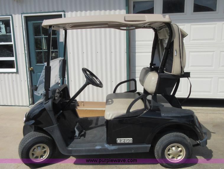image for item BB9223 2010 Ez-go RXV golf cart