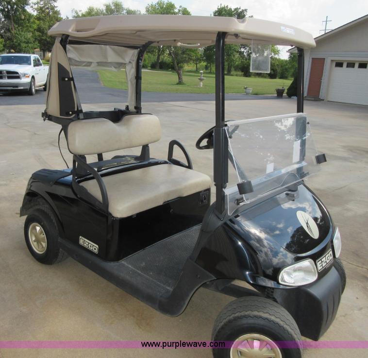 image for item BB9223 2010 Ez-go RXV golf cart