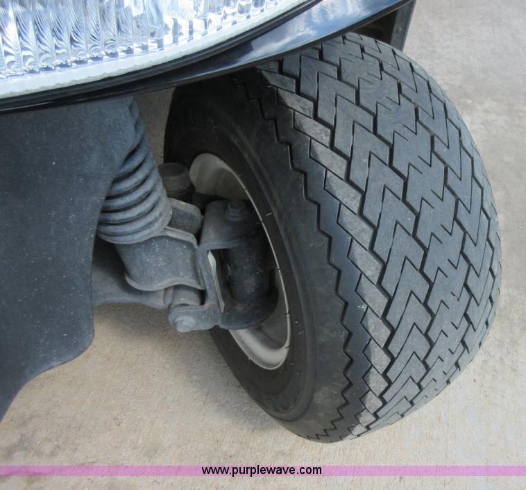 image for item BB9223 2010 Ez-go RXV golf cart