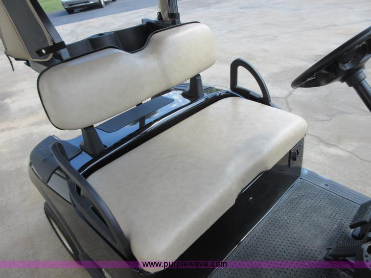 image for item BB9223 2010 Ez-go RXV golf cart