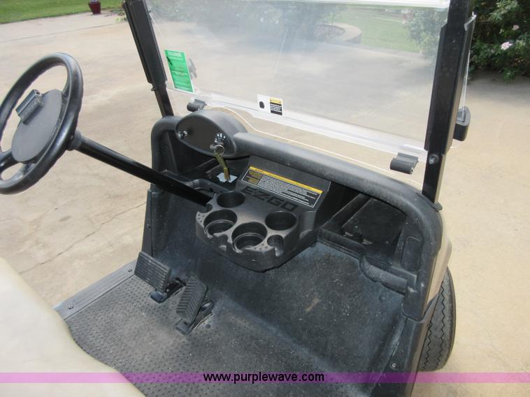 image for item BB9223 2010 Ez-go RXV golf cart