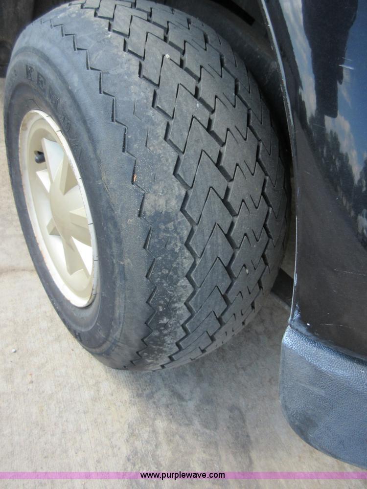 image for item BB9223 2010 Ez-go RXV golf cart