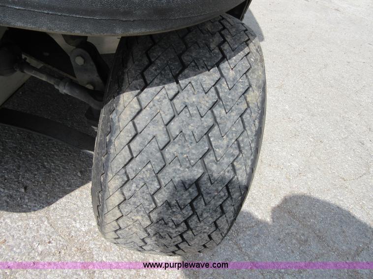 image for item BB9225 2011 Club Car golf cart