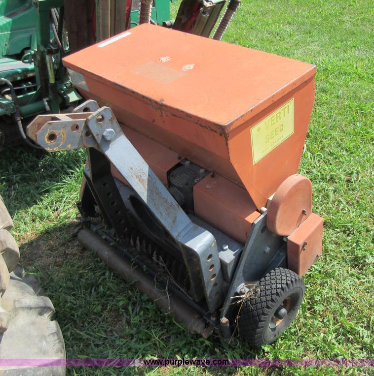 image for item BB9226 1995 Vertl Seed 004-804 overseeder