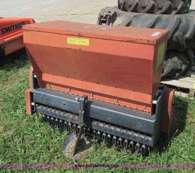 image for item BB9226 1995 Vertl Seed 004-804 overseeder