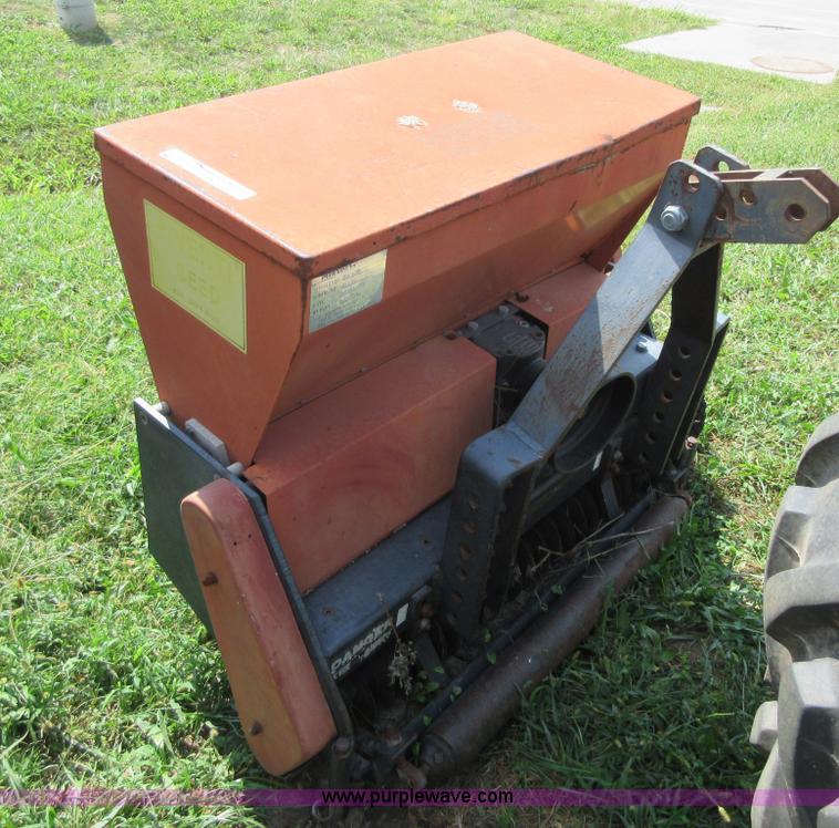 image for item BB9226 1995 Vertl Seed 004-804 overseeder