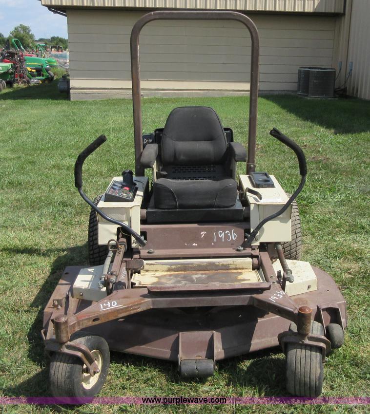 image for item BB9231 Grasshopper 322D lawn mower