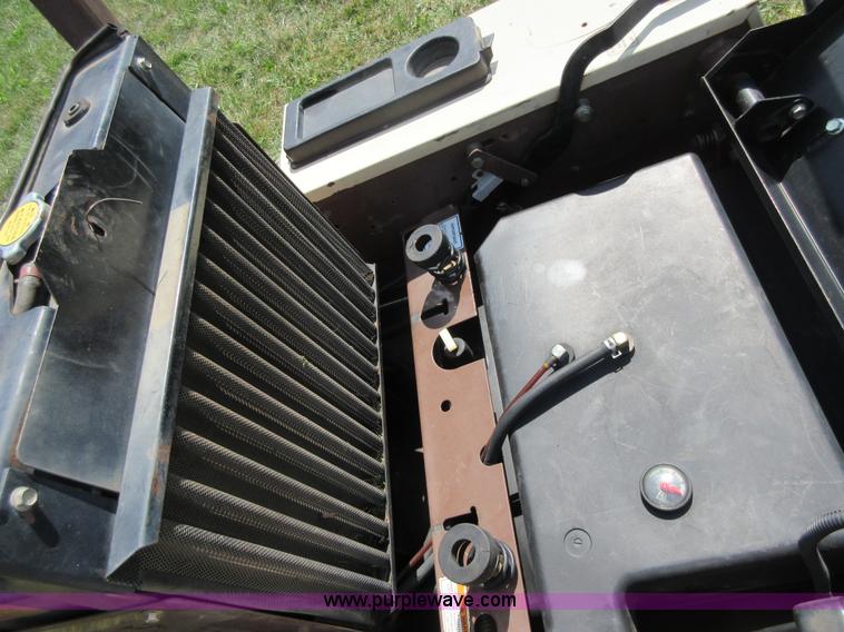 image for item BB9231 Grasshopper 322D lawn mower