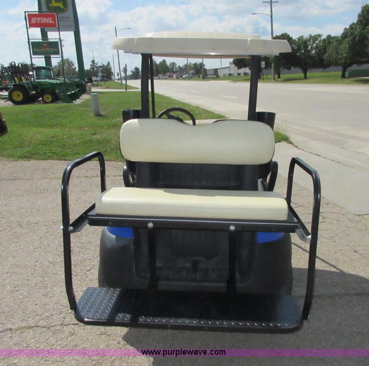 image for item BB9234 2007 Club Car Precendent golf cart