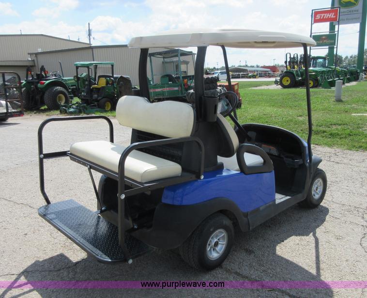 image for item BB9234 2007 Club Car Precendent golf cart