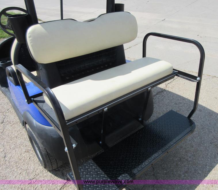 image for item BB9234 2007 Club Car Precendent golf cart