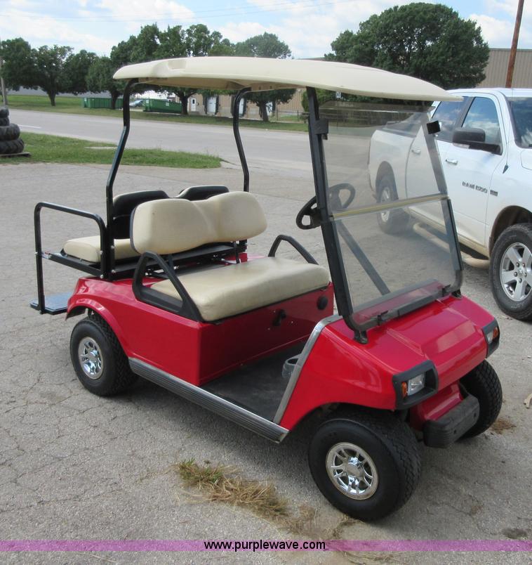 image for item BB9236 2001 Club Car golf cart