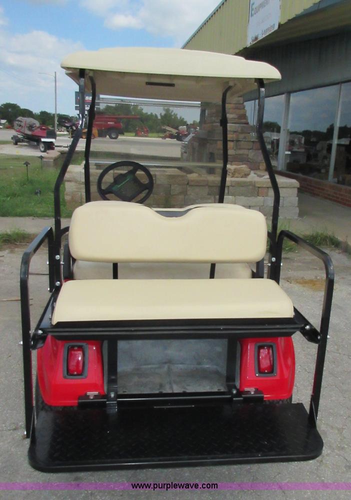 image for item BB9236 2001 Club Car golf cart