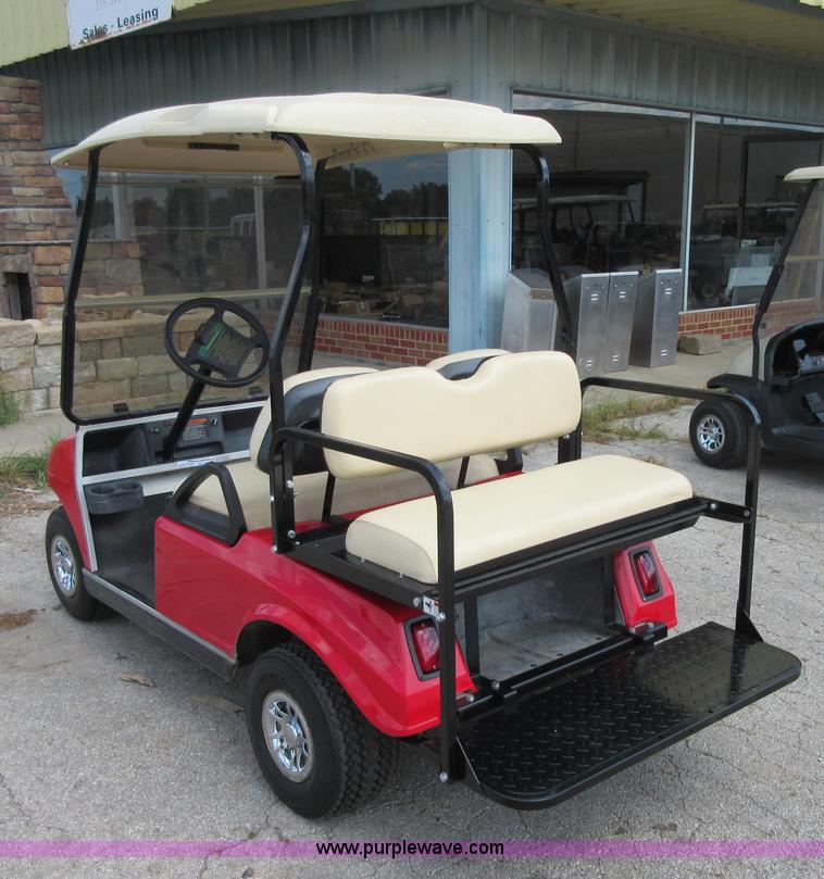 image for item BB9236 2001 Club Car golf cart