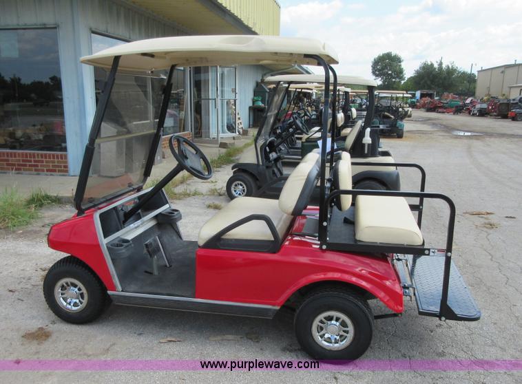 image for item BB9236 2001 Club Car golf cart