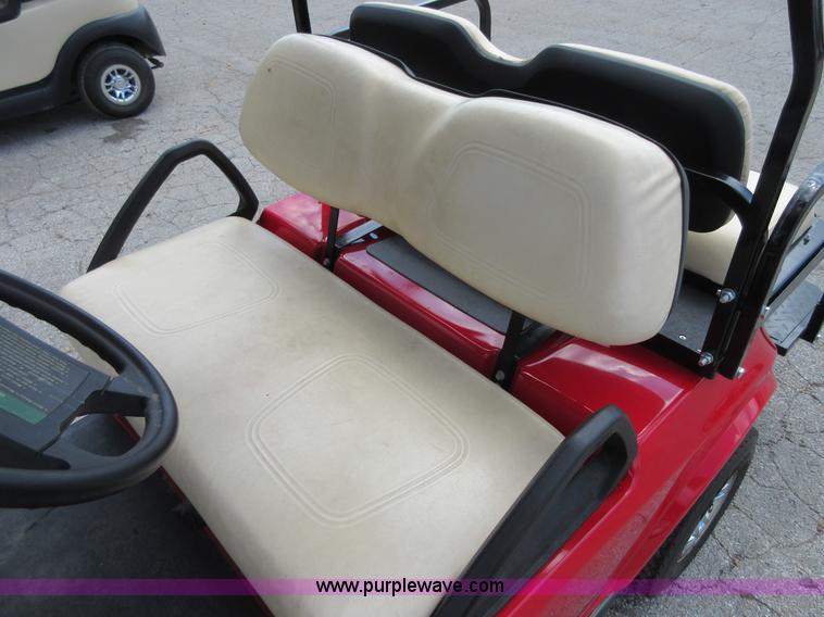 image for item BB9236 2001 Club Car golf cart
