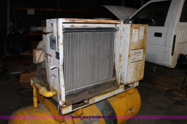 image for item BB9265 Ingersoll Rand air compressor