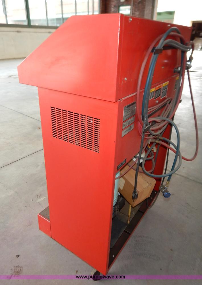 image for item BH9776 Snap-On ACT4500 recycling/recharging refrigerant system