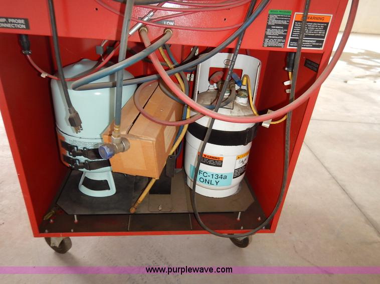 image for item BH9776 Snap-On ACT4500 recycling/recharging refrigerant system