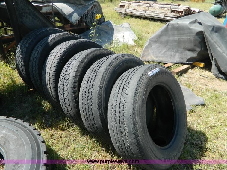 image for item BJ9002 (6) 275/65R16 tires