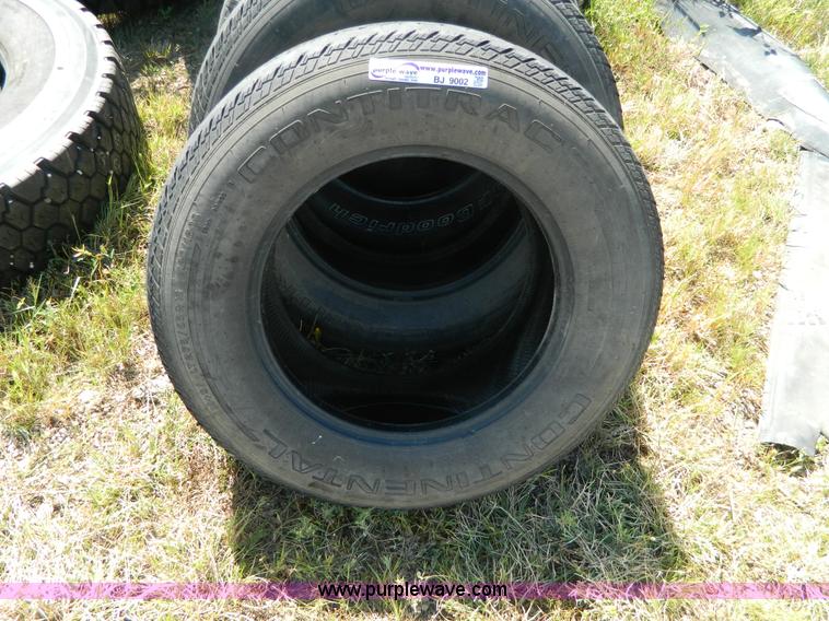 image for item BJ9002 (6) 275/65R16 tires