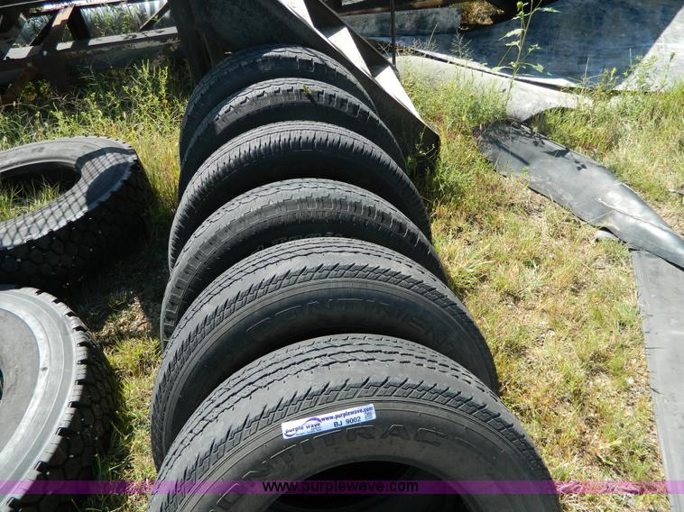 image for item BJ9002 (6) 275/65R16 tires