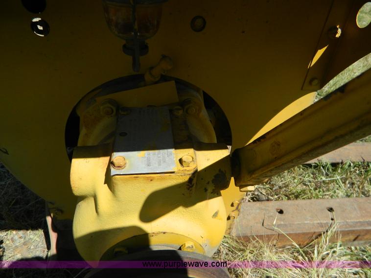 image for item BJ9003 Two cylinder gas engine