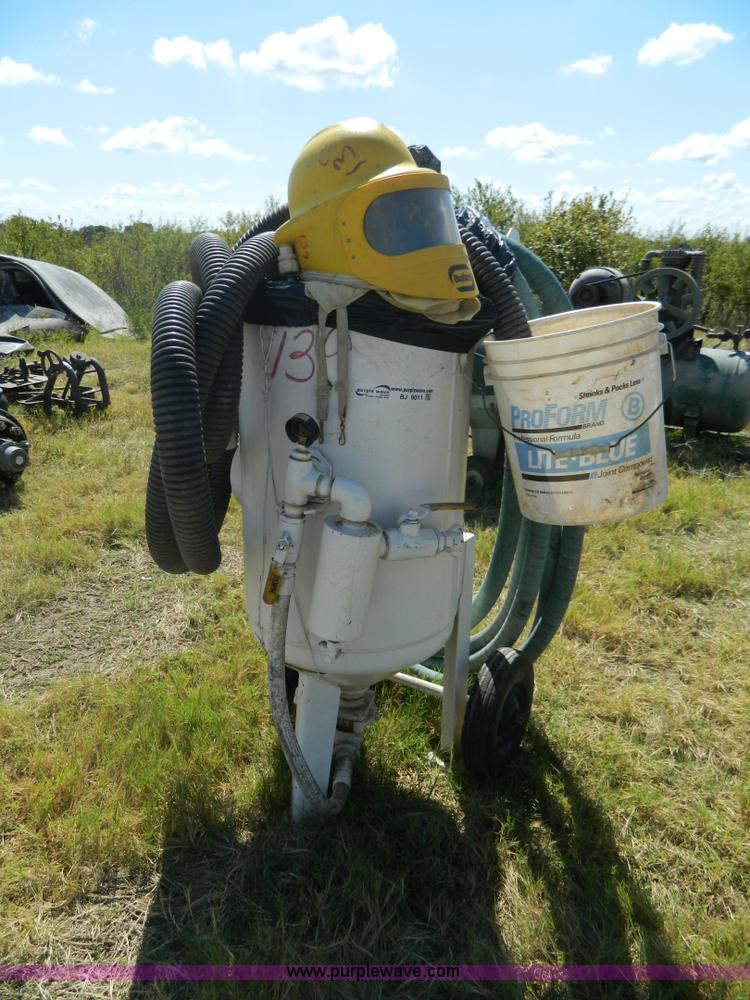 image for item BJ9011 Empire Super 350 sandblaster