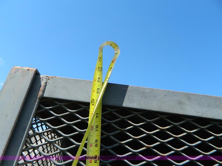 image for item BJ9023 Bottle secure cage