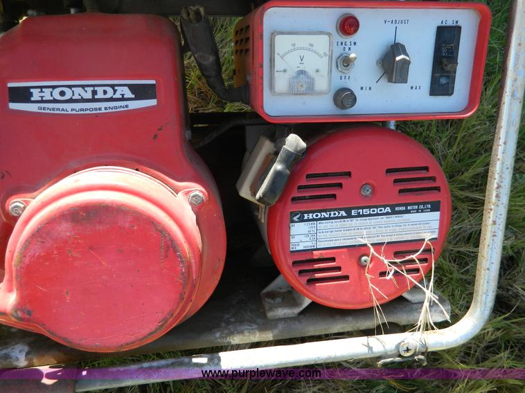 image for item BJ9032 Honda E1500 generator