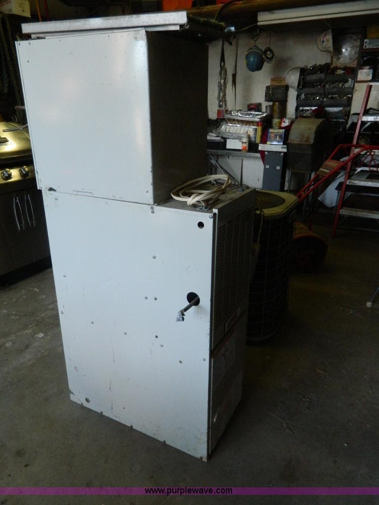 image for item BJ9039 Heil AC/furnace unit