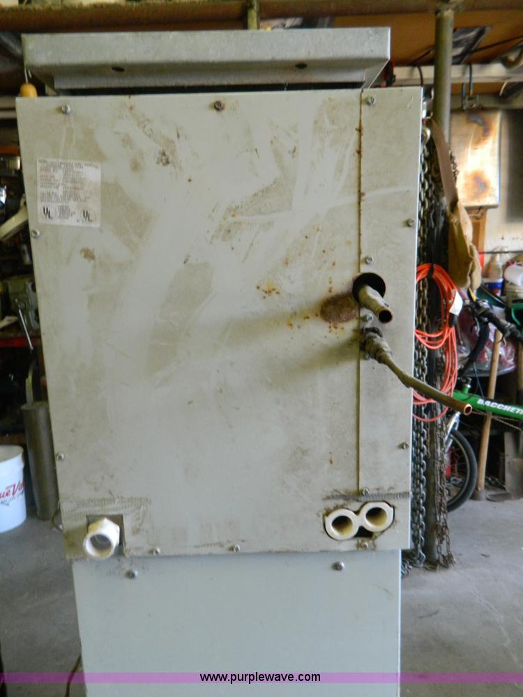 image for item BJ9039 Heil AC/furnace unit