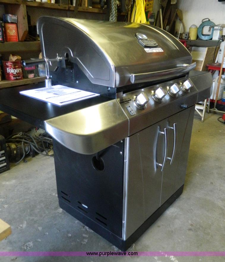 image for item BJ9041 Char-Broil Commercial Series barbecue grill