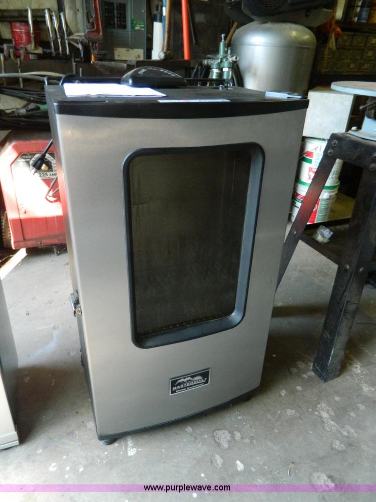 image for item BJ9044 Masterbuilt smoker