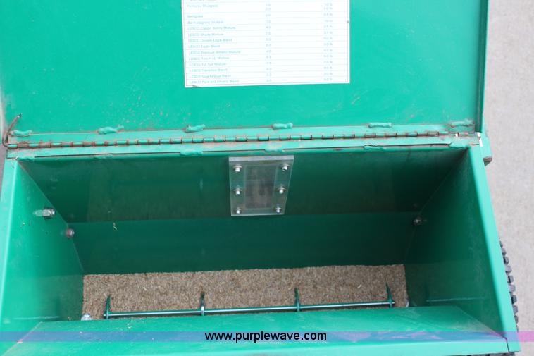 image for item BL9425 Lesco Lawn Renevator 20 verticutter