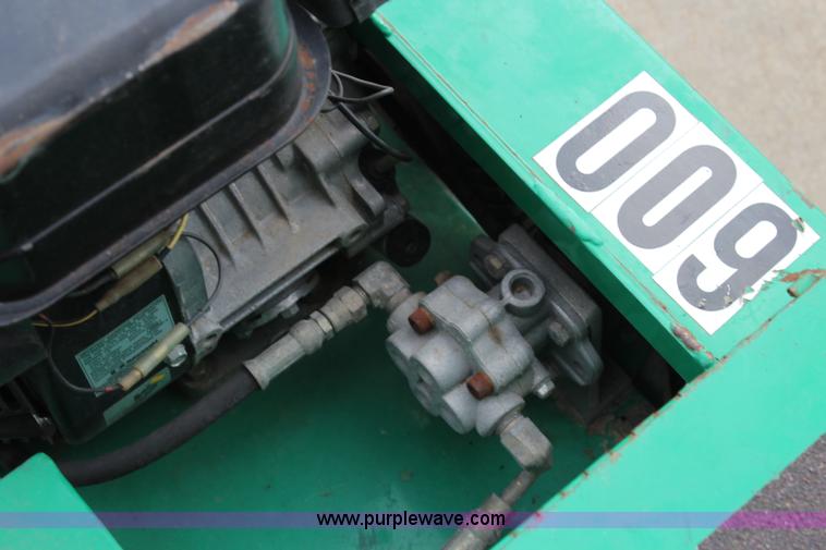 image for item BL9425 Lesco Lawn Renevator 20 verticutter