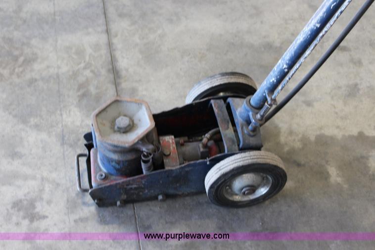 image for item BL9466 Pneumatic jack