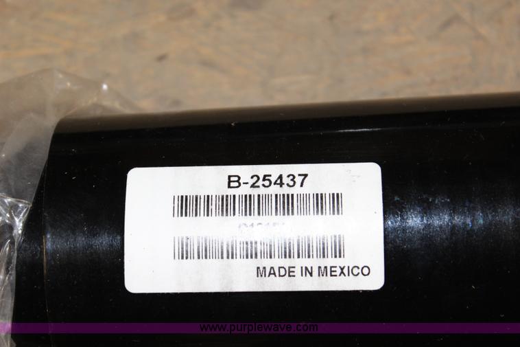 image for item BL9473 (31) tractor shocks