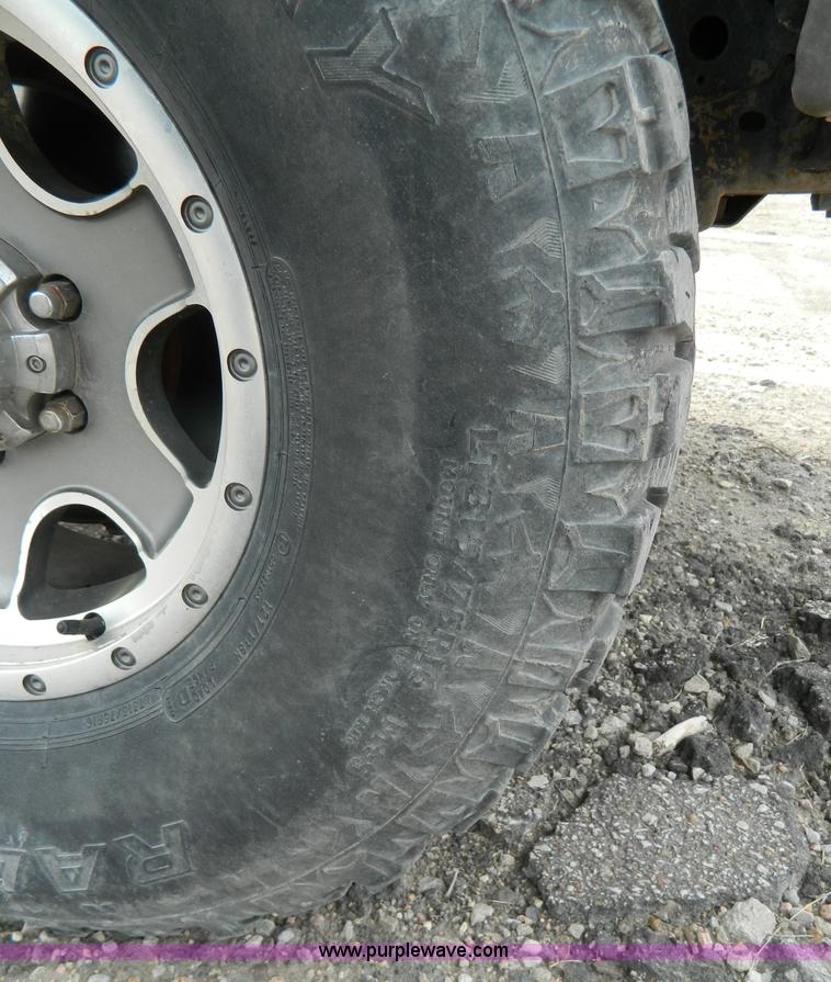 image for item BT9929 1998 Chevrolet 1500 Ext. Cab flatbed pickup truck