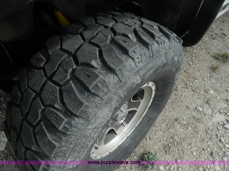 image for item BT9929 1998 Chevrolet 1500 Ext. Cab flatbed pickup truck