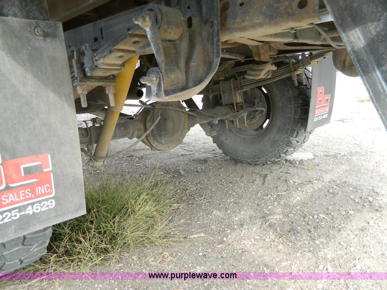 image for item BT9929 1998 Chevrolet 1500 Ext. Cab flatbed pickup truck