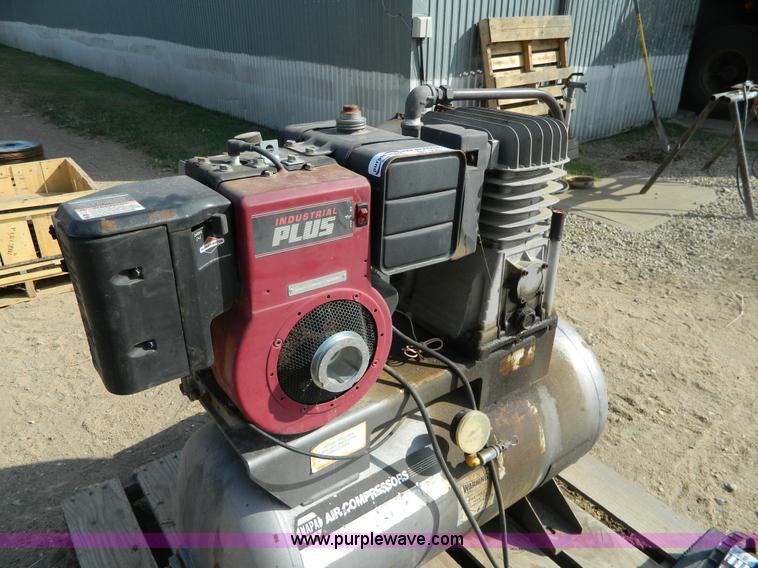 image for item BT9957 Napa air compressor