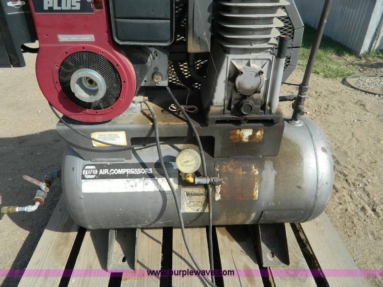 image for item BT9957 Napa air compressor