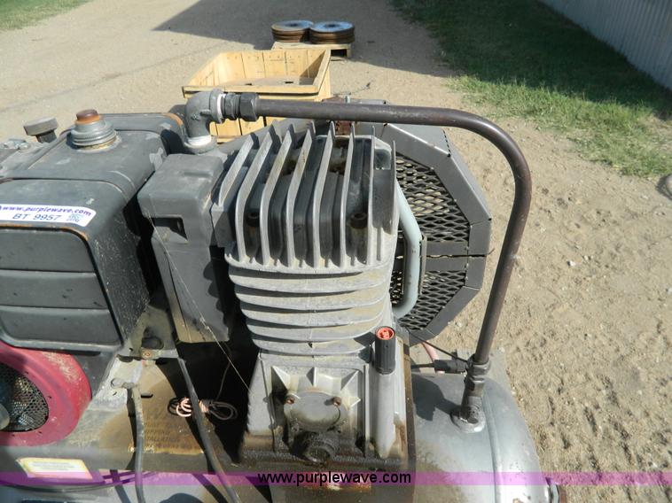 image for item BT9957 Napa air compressor